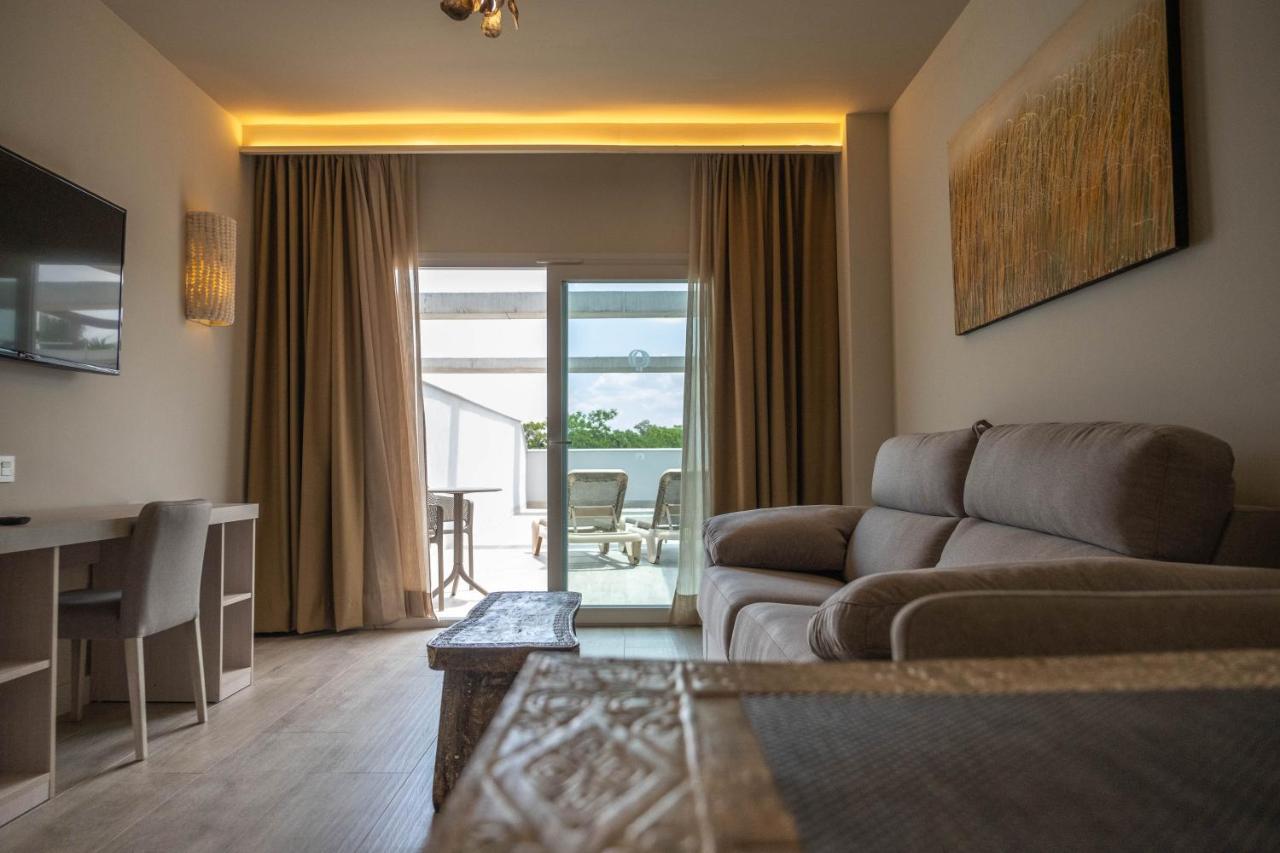 Aljarafe Suites By Qhotels Хельвес Экстерьер фото